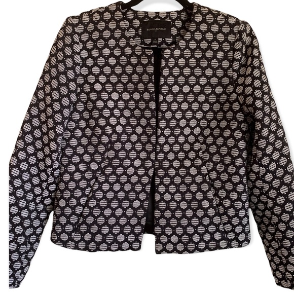 Banana Republic | Black & White Blazer size 6 - Picture 1 of 9